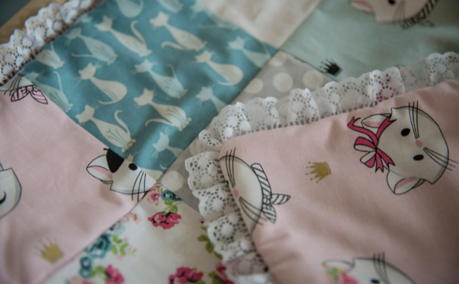 Kitten Patchwork Quilt 1 | Screen_Shot_2021-04-15_at_9.33.46_AM.png